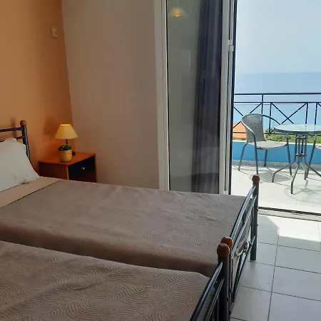 Ξενοδοχείο με διαμερίσματα Casa De Blue 3*
