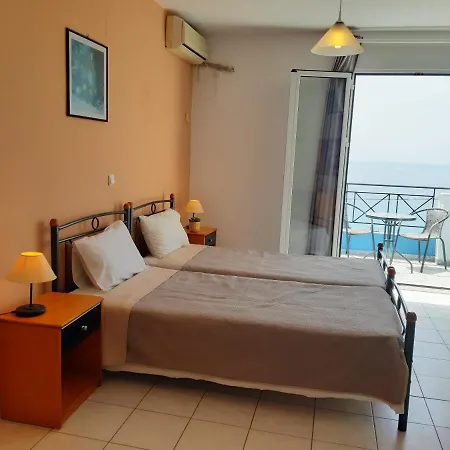 Casa De Blue Hotel apartamentowy Lourdata (Kefalonia)