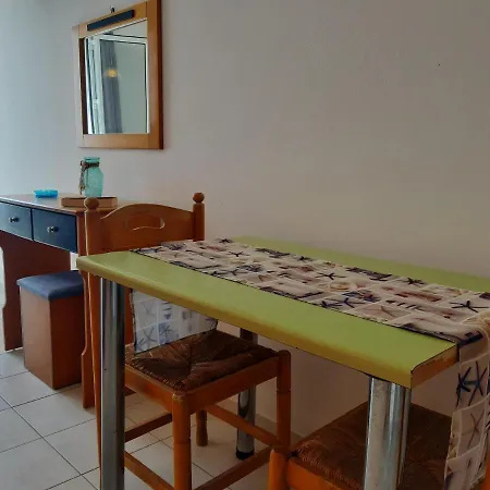 Hotel apartamentowy Casa De Blue Lourdata (Kefalonia)