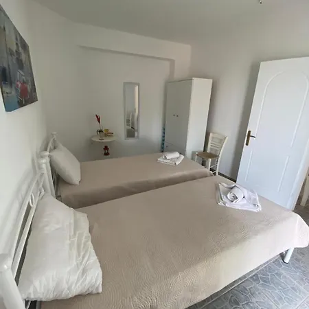 Casa De Blue 3*